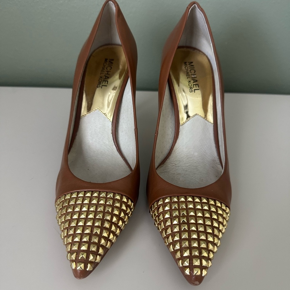 Michael Kors Tan Heels with Gold Studs